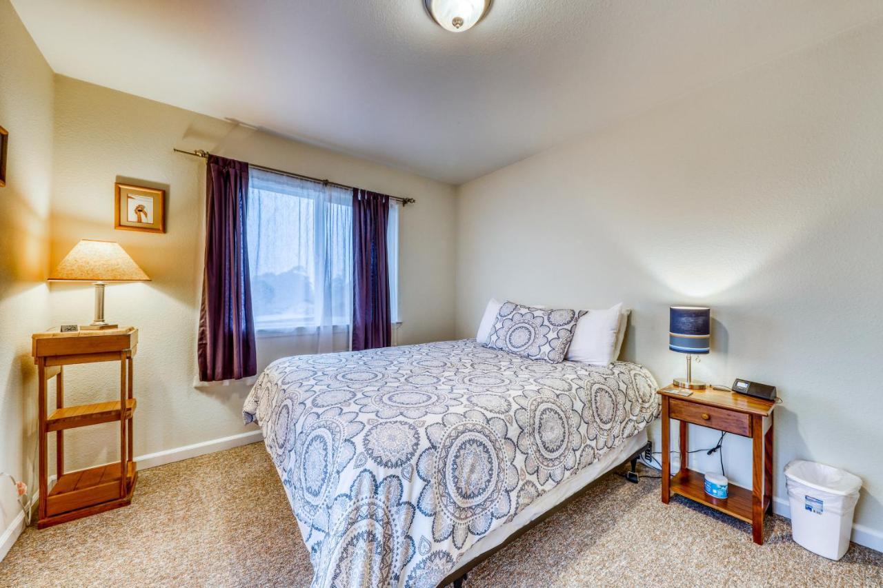 Seventh Street Select Villa Eureka Bagian luar foto