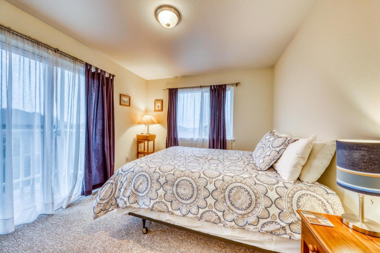 Seventh Street Select Villa Eureka Bagian luar foto
